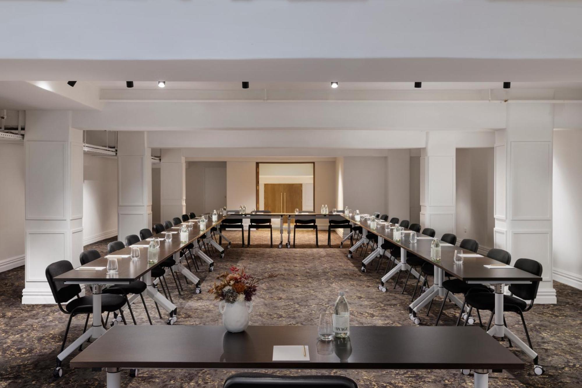 Fable Auckland, Mgallery מראה חיצוני תמונה The U-shaped meeting room